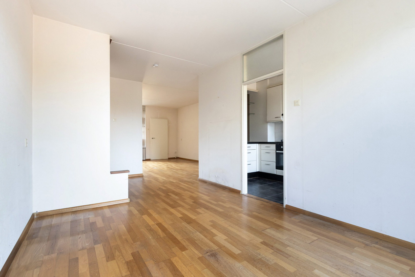 Tussenwoning te koop: Tafelberg 76, Dordrecht
