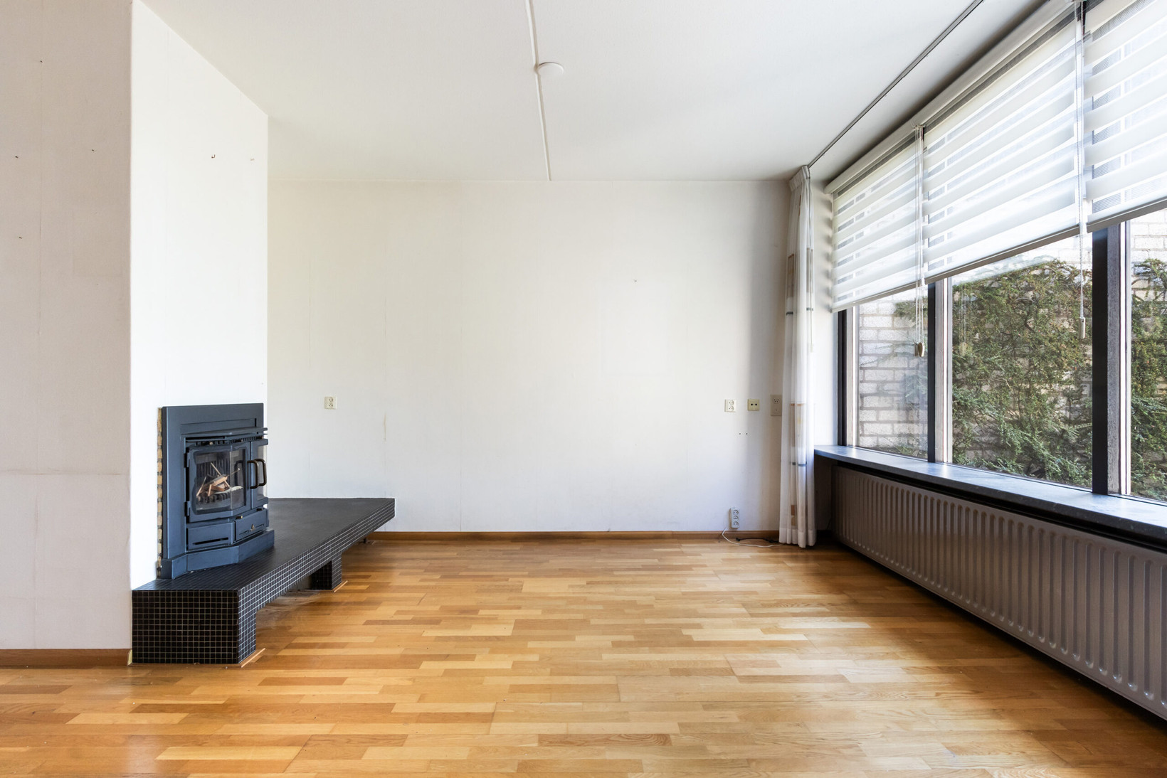 Tussenwoning te koop: Tafelberg 76, Dordrecht