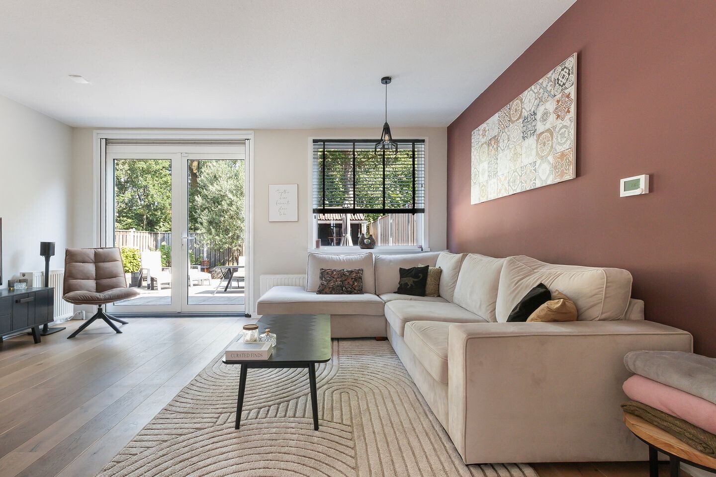 Hoekwoning te koop: Nijenstein 71, Dordrecht