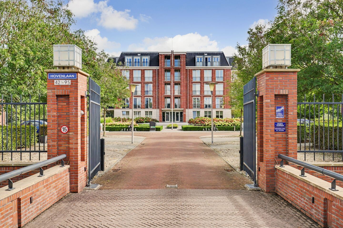 Appartement te koop: Hovenlaan 77, Dordrecht