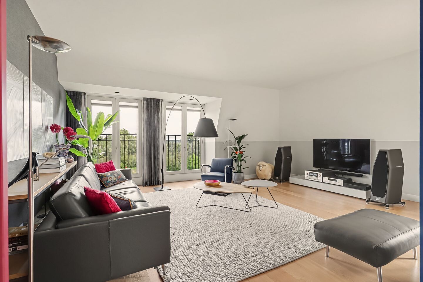 Appartement te koop: Hovenlaan 77, Dordrecht