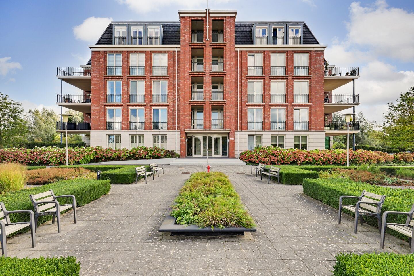 Appartement te koop: Hovenlaan 77, Dordrecht