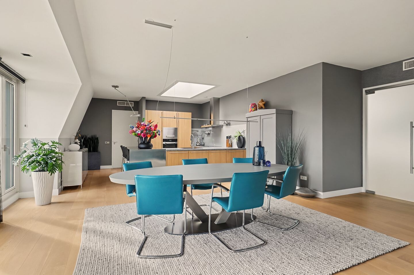 Appartement te koop: Hovenlaan 77, Dordrecht