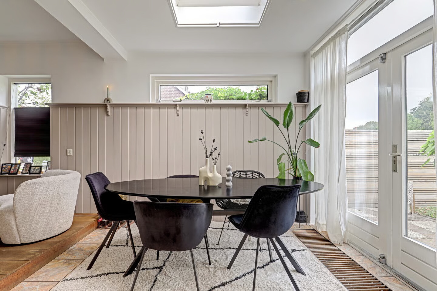 Hoekwoning te koop: Lodewijk van Nassaustraat 23, Zwijndrecht