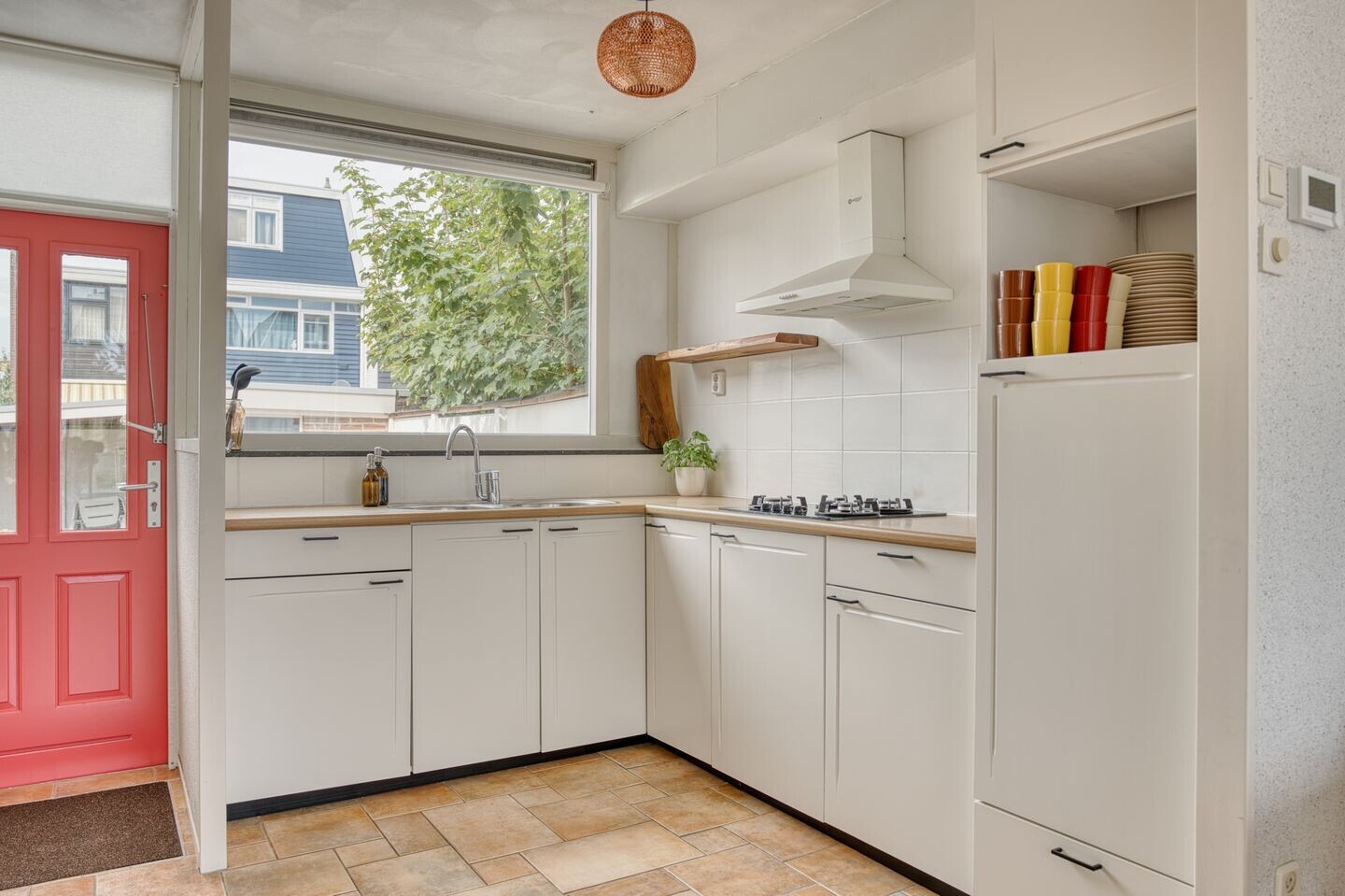 Hoekwoning te koop: van Weerden Poelmanstraat 27, Zwijndrecht