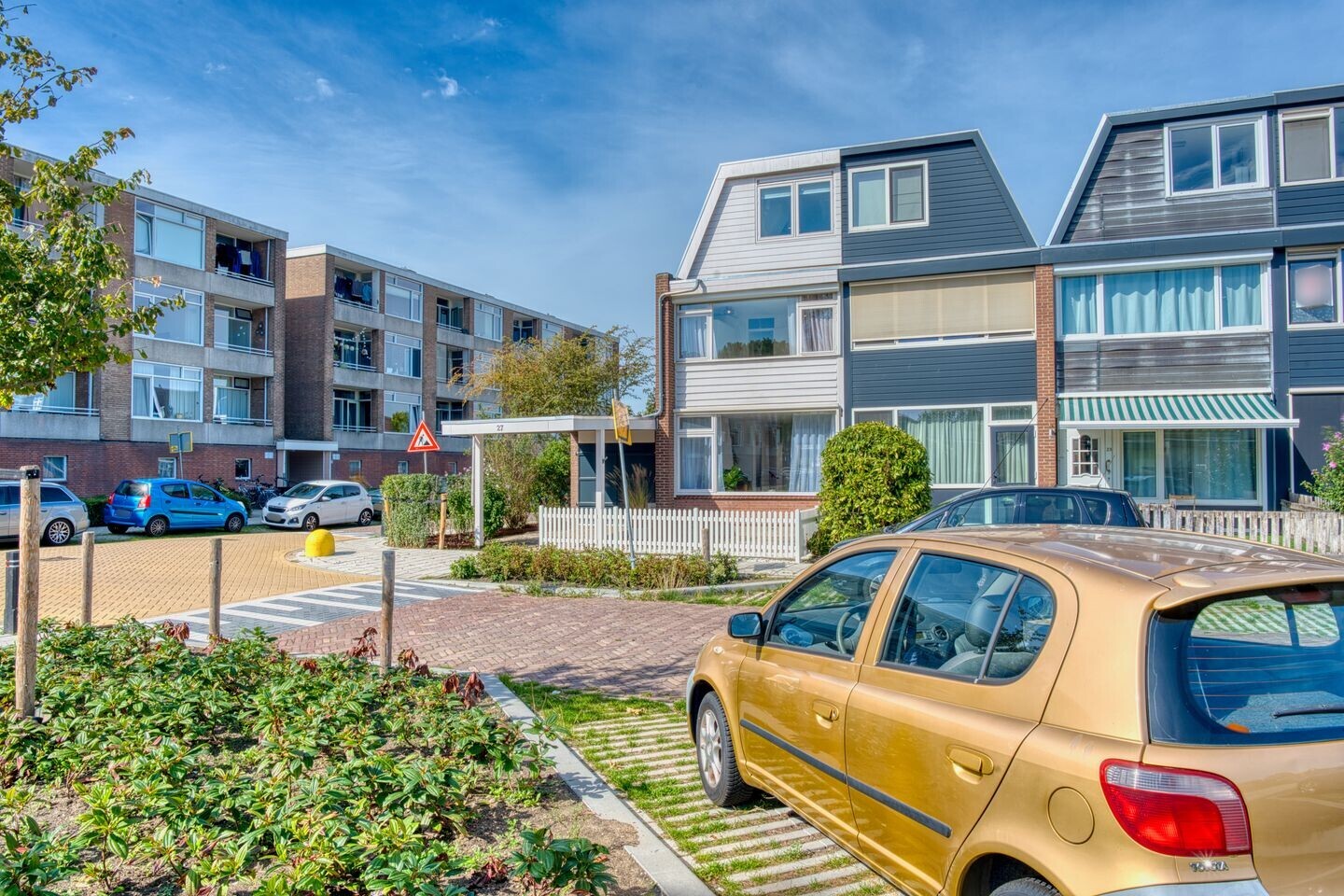 Hoekwoning te koop: van Weerden Poelmanstraat 27, Zwijndrecht