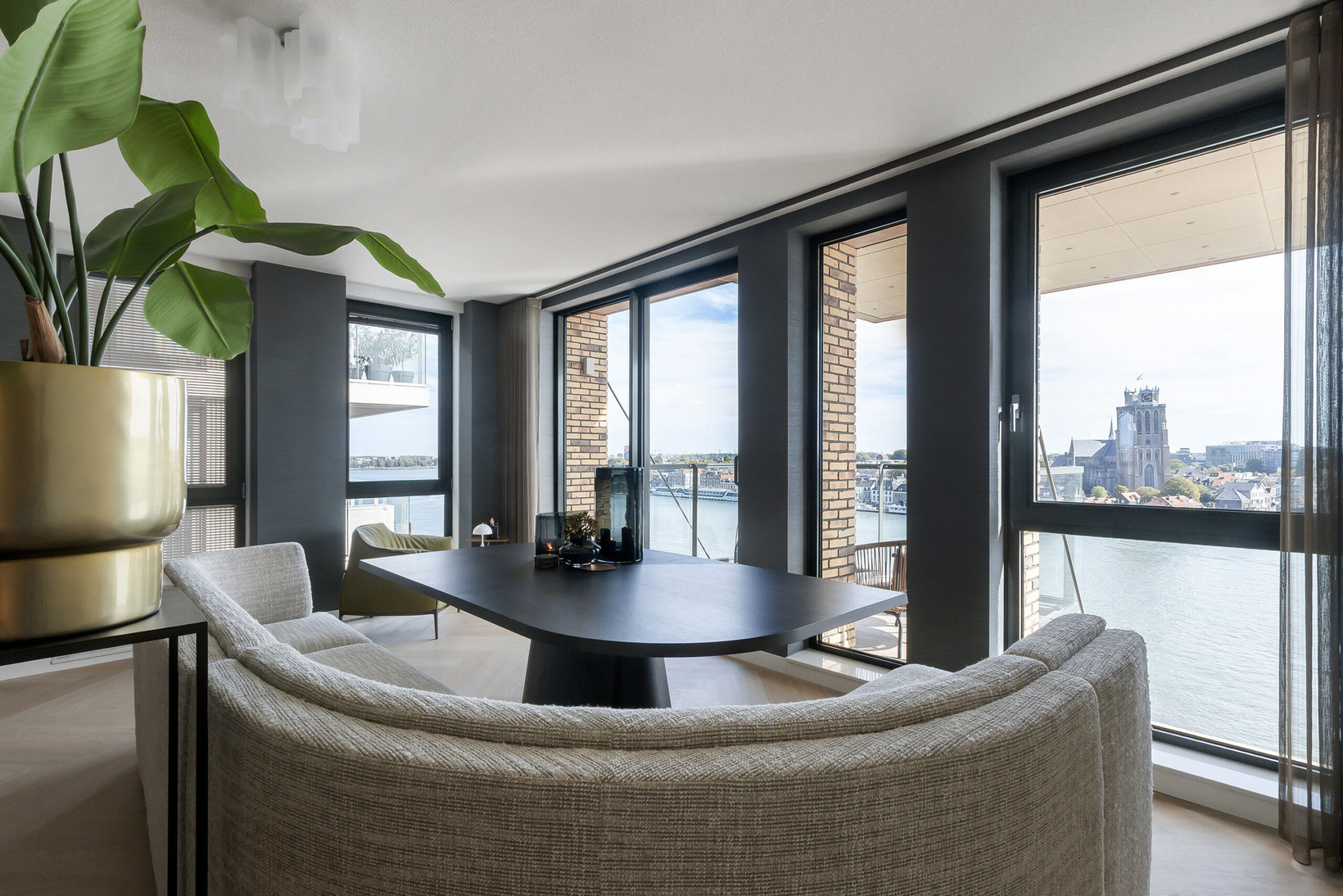 Appartement te koop: Euryzakade 516, Zwijndrecht