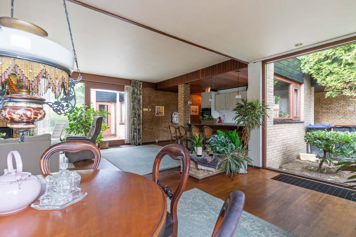 Hoekwoning te koop: Talmaplantsoen 24, Zwijndrecht