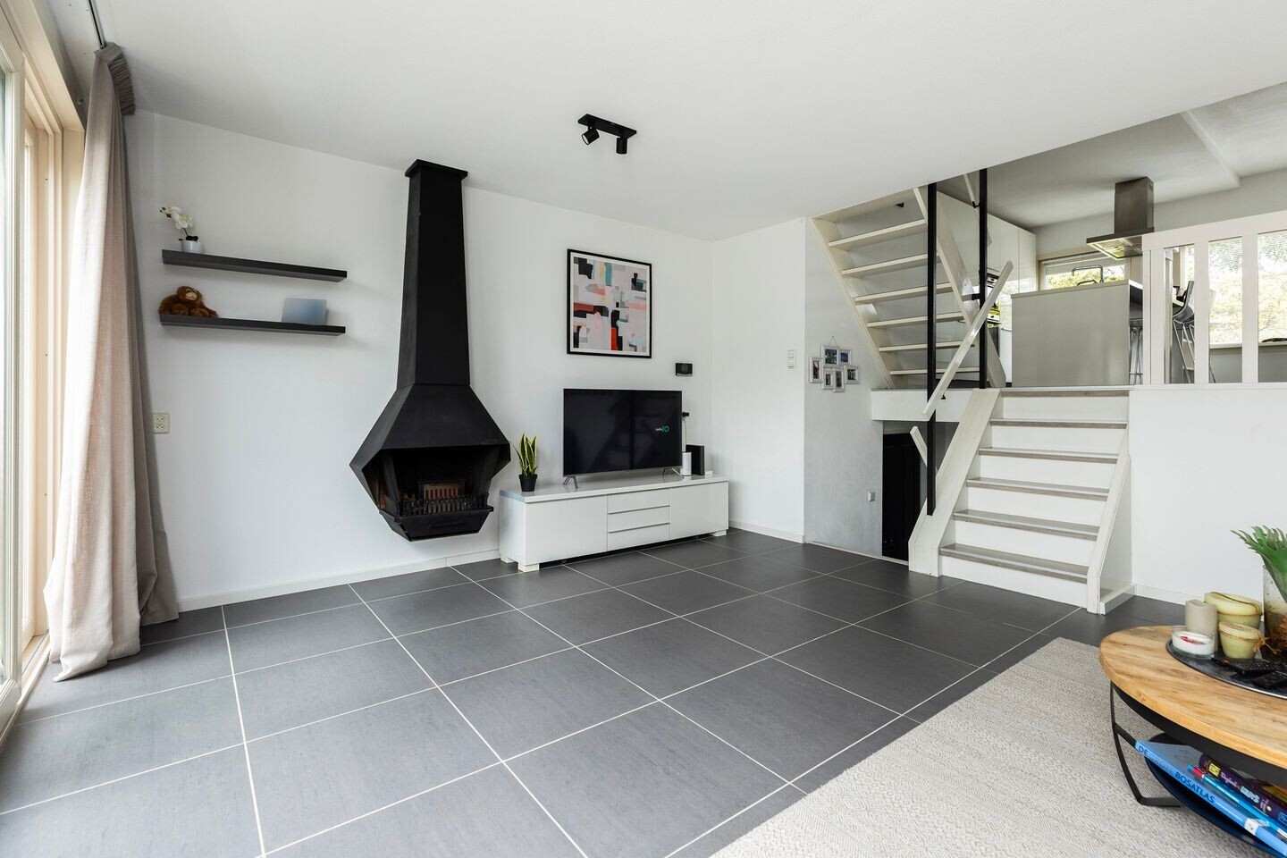 Tussenwoning te koop: Europaweg 69, Zwijndrecht