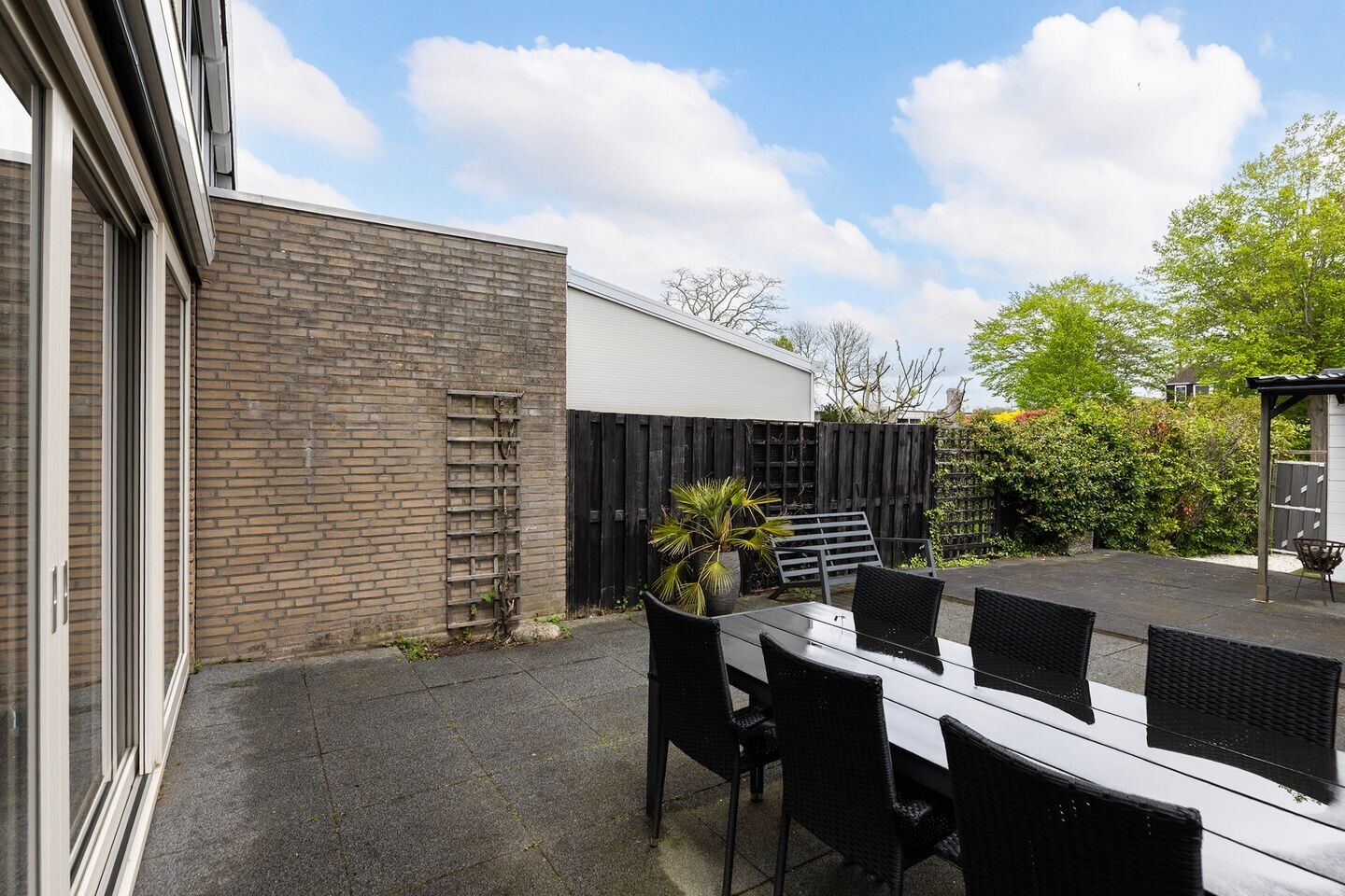 Tussenwoning te koop: Europaweg 69, Zwijndrecht