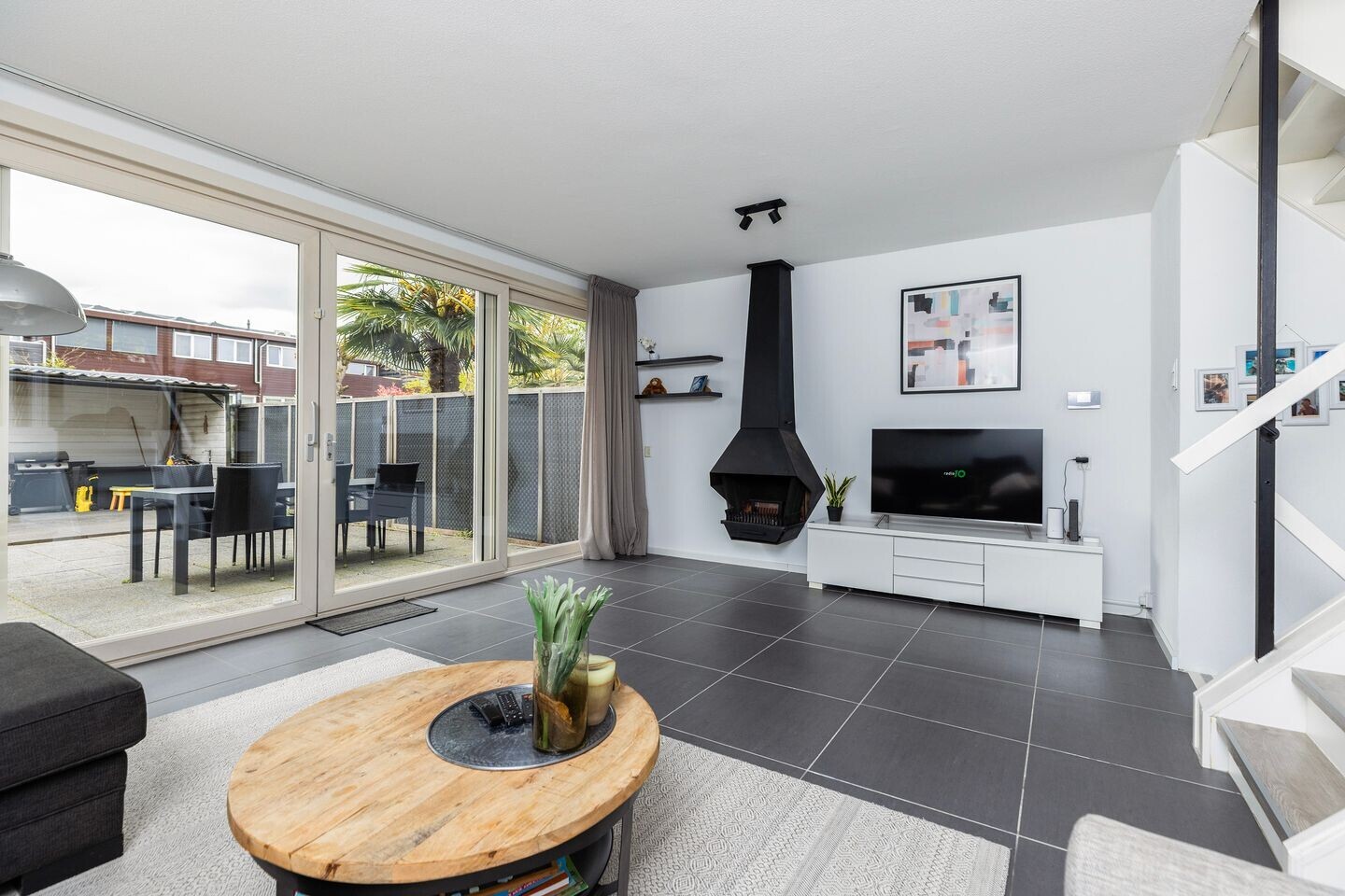 Tussenwoning te koop: Europaweg 69, Zwijndrecht