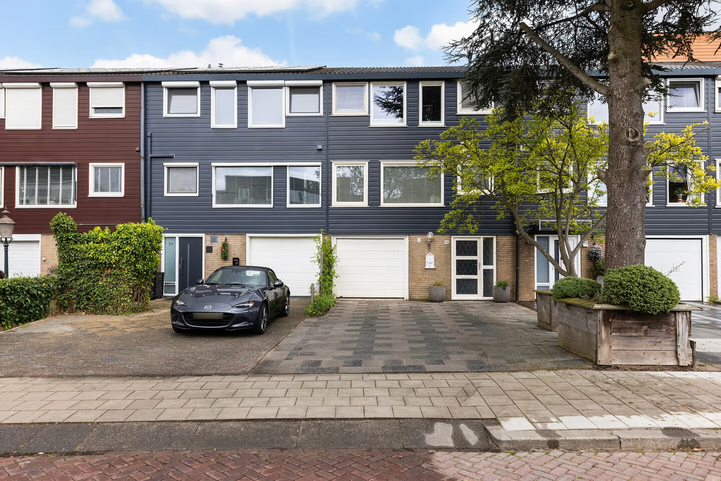 Tussenwoning te koop: Europaweg 69, Zwijndrecht