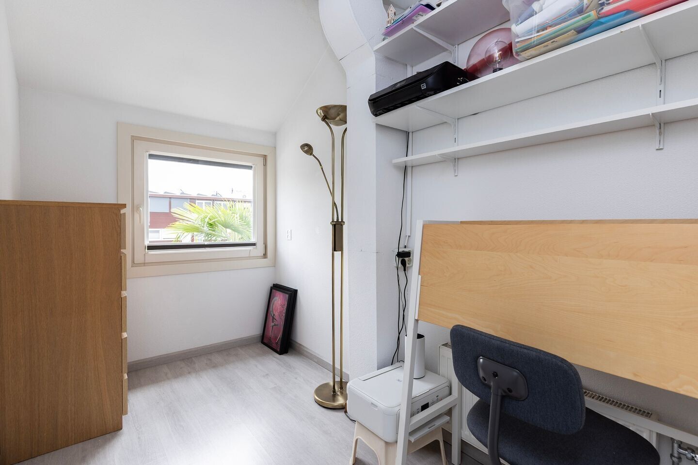 Tussenwoning te koop: Europaweg 69, Zwijndrecht