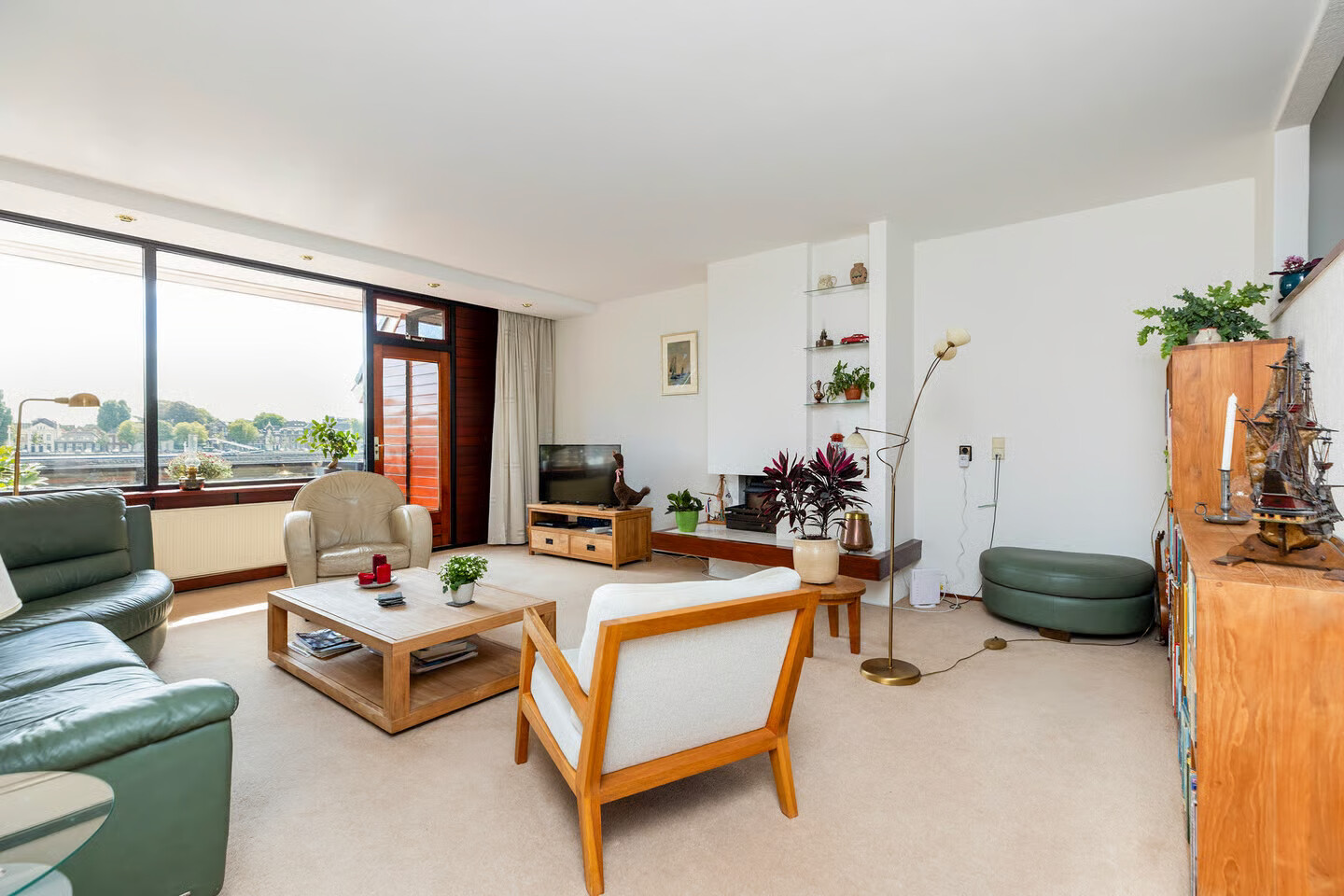 Tussenwoning te koop: Lauwers 40, Zwijndrecht