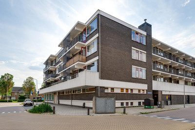 Kort-Ambach. 55