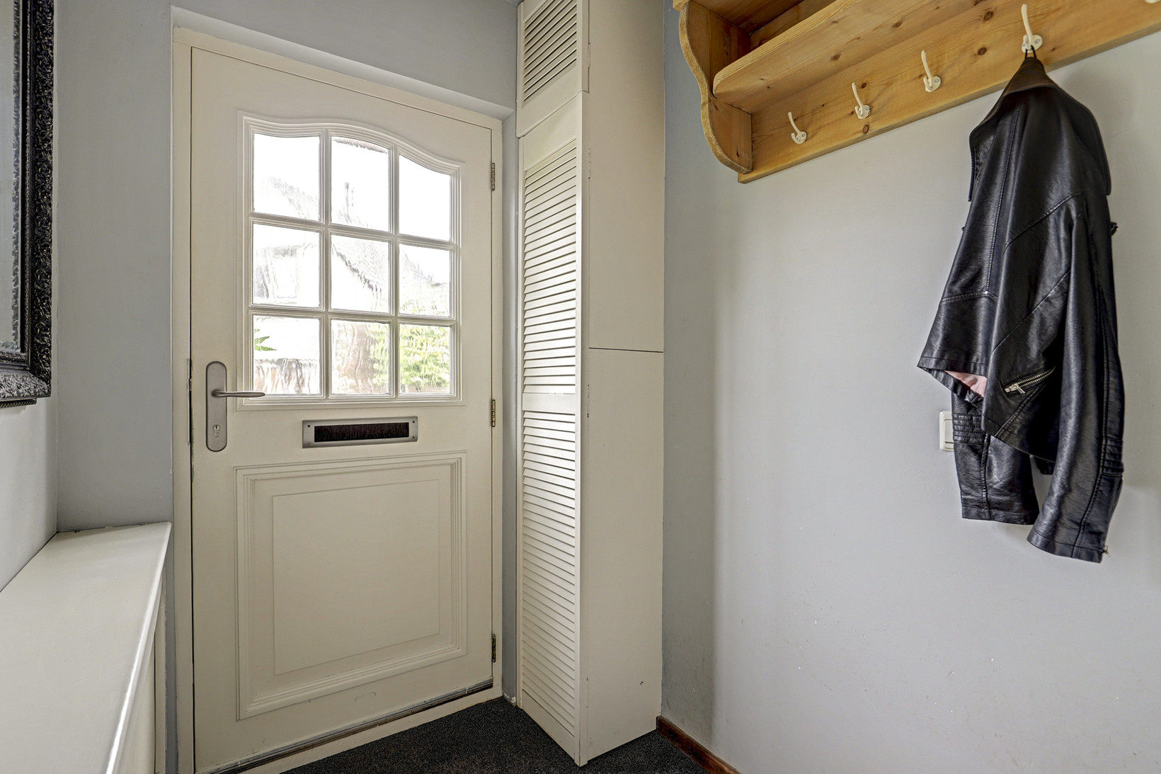 Tussenwoning te koop: Gershwinstraat 23, Zwijndrecht