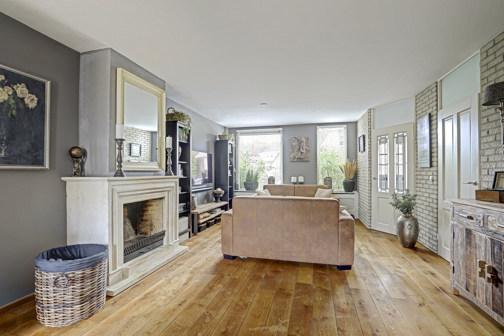 Tussenwoning te koop: Gershwinstraat 23, Zwijndrecht