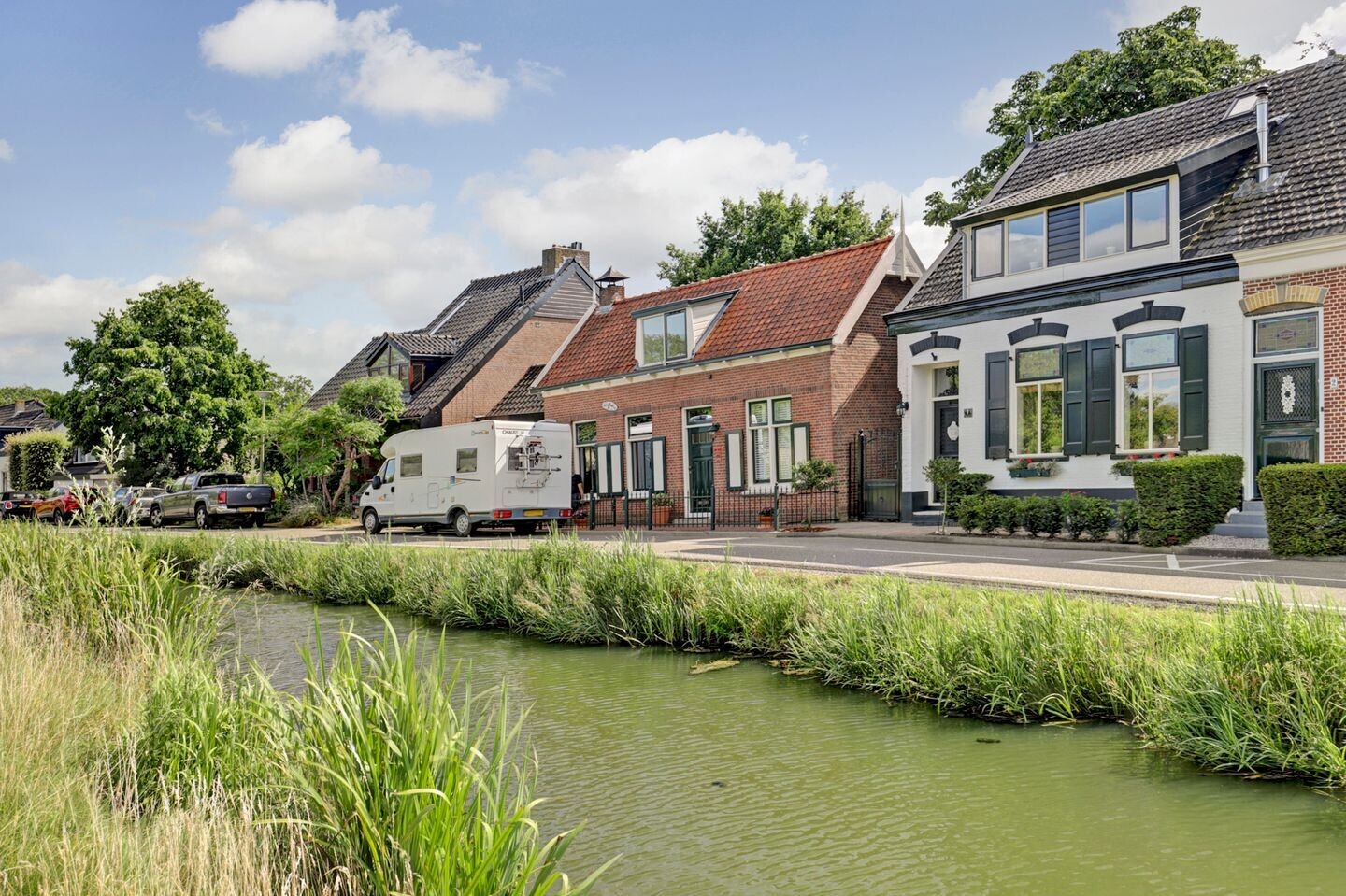 Twee-onder-één-kap te koop: Hoge Kade 3, Hendrik-Ido-Ambacht