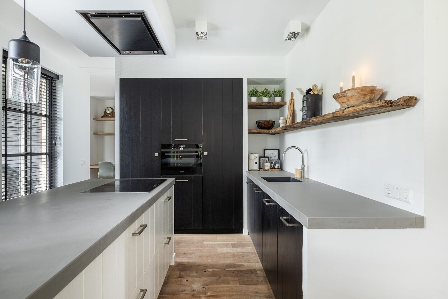 Vrijstaande woning te koop: Vrouwgelenweg 11, Hendrik-Ido-Ambacht