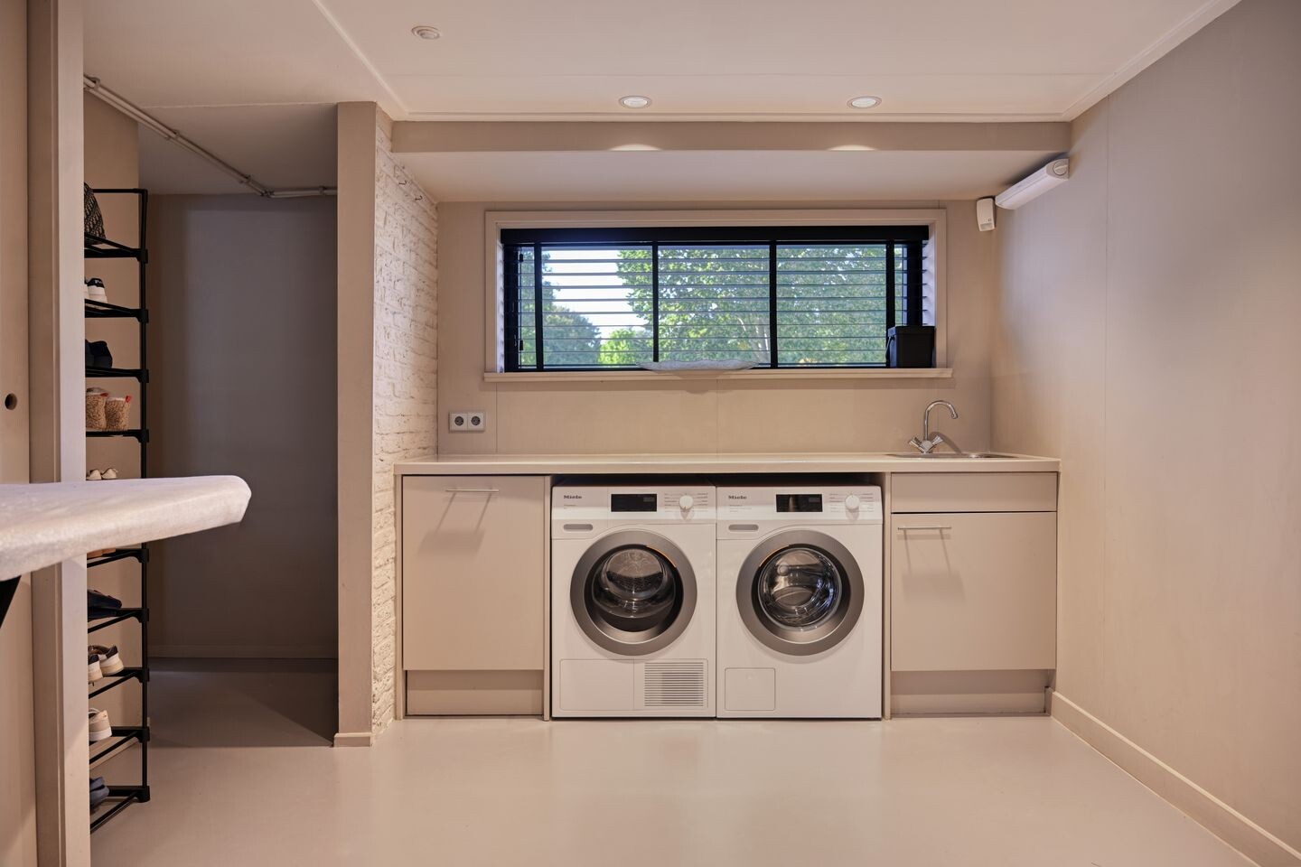 Vrijstaande woning te koop: Kerkstraat 14, Hendrik-Ido-Ambacht