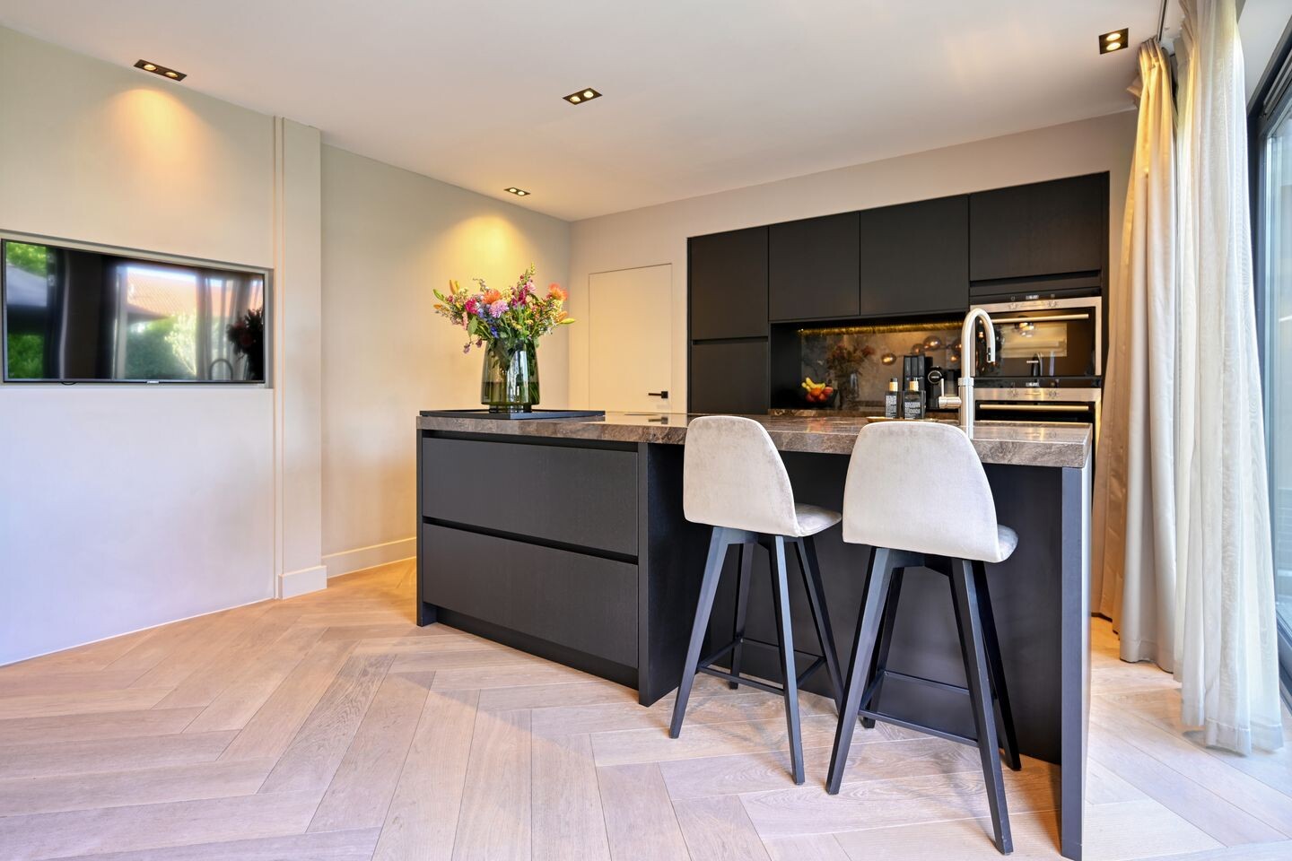 Vrijstaande woning te koop: Kerkstraat 14, Hendrik-Ido-Ambacht