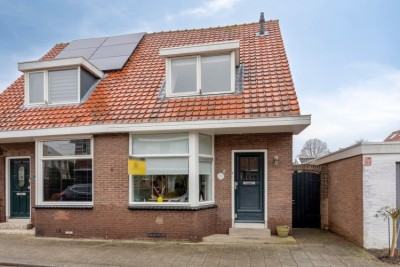 Prins Bernhardstraat 2