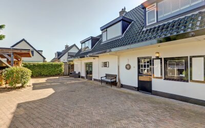 Kerkplein 10