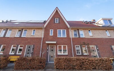 Van der Wed. 53