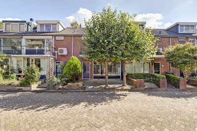 Warmoeziershof 81