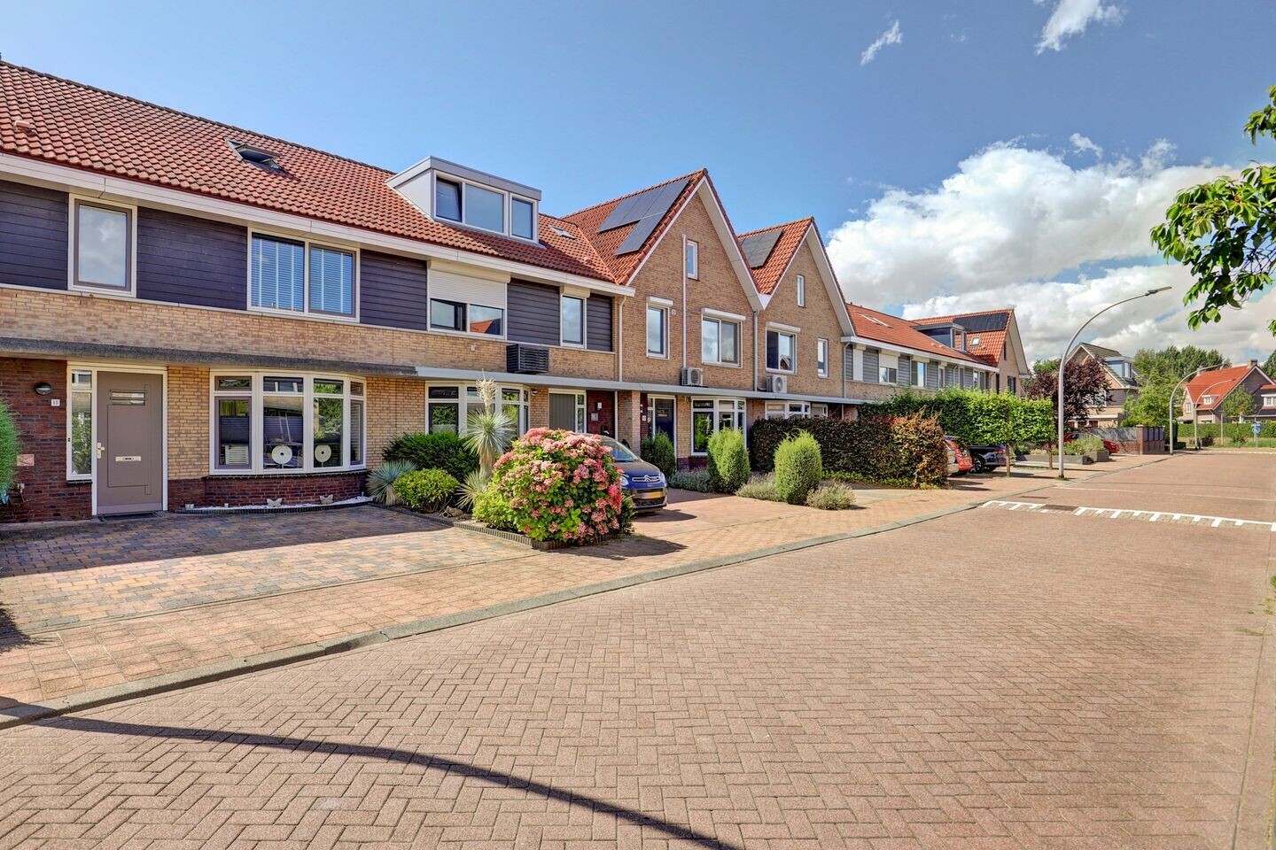 Tussenwoning te koop: Polderland 13, Hendrik-Ido-Ambacht