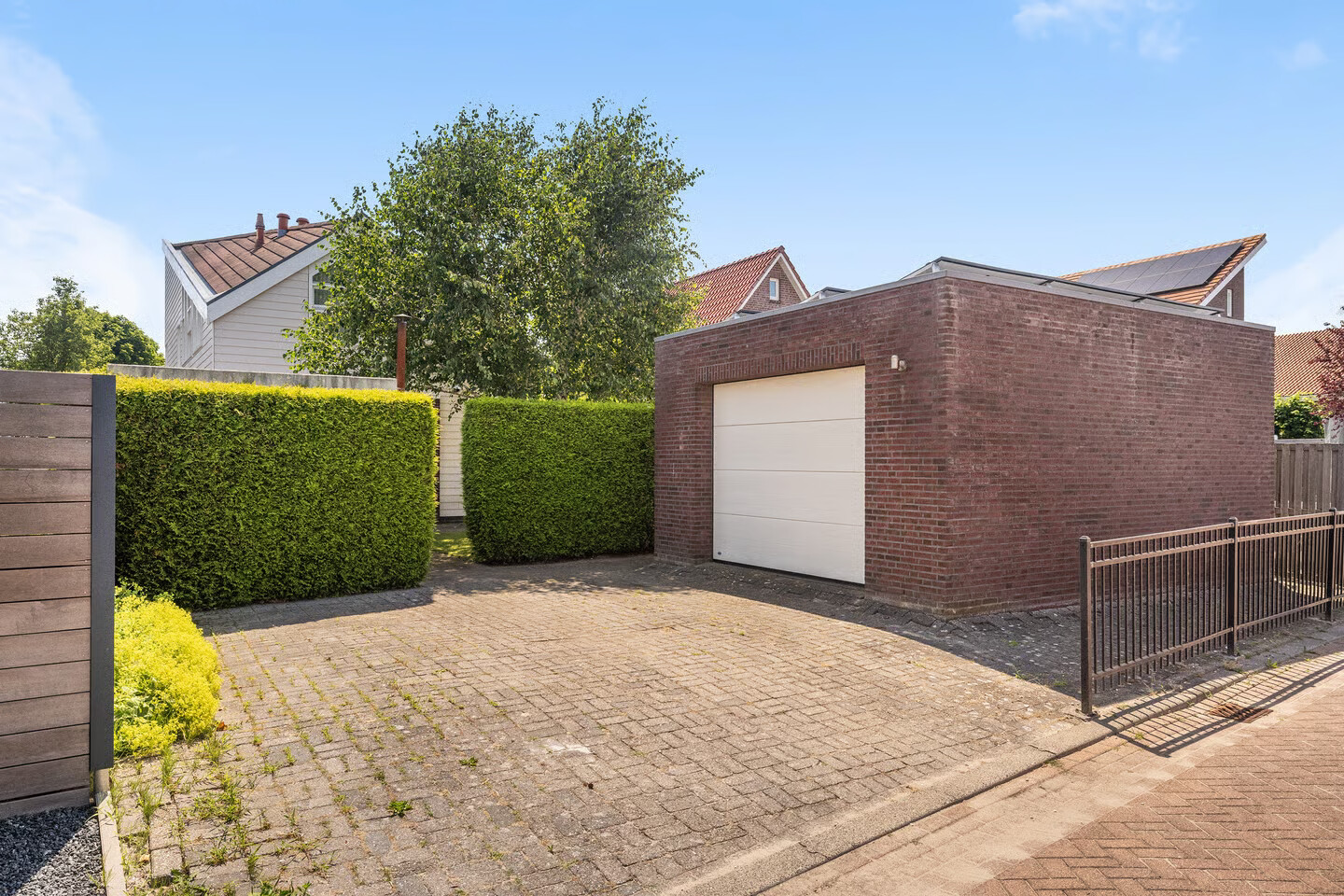 Vrijstaande woning te koop: De Hooge Donck 13, Hendrik-Ido-Ambacht