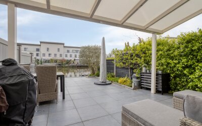 Moerbeigaarde 12