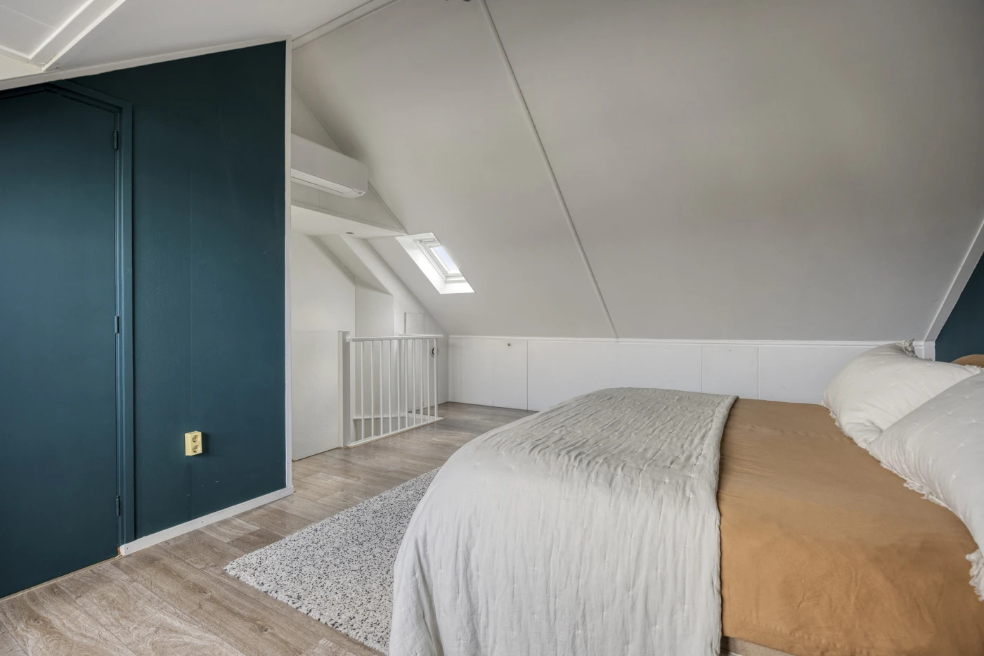 Tussenwoning te koop: Dadelgaarde 159, Hendrik-Ido-Ambacht