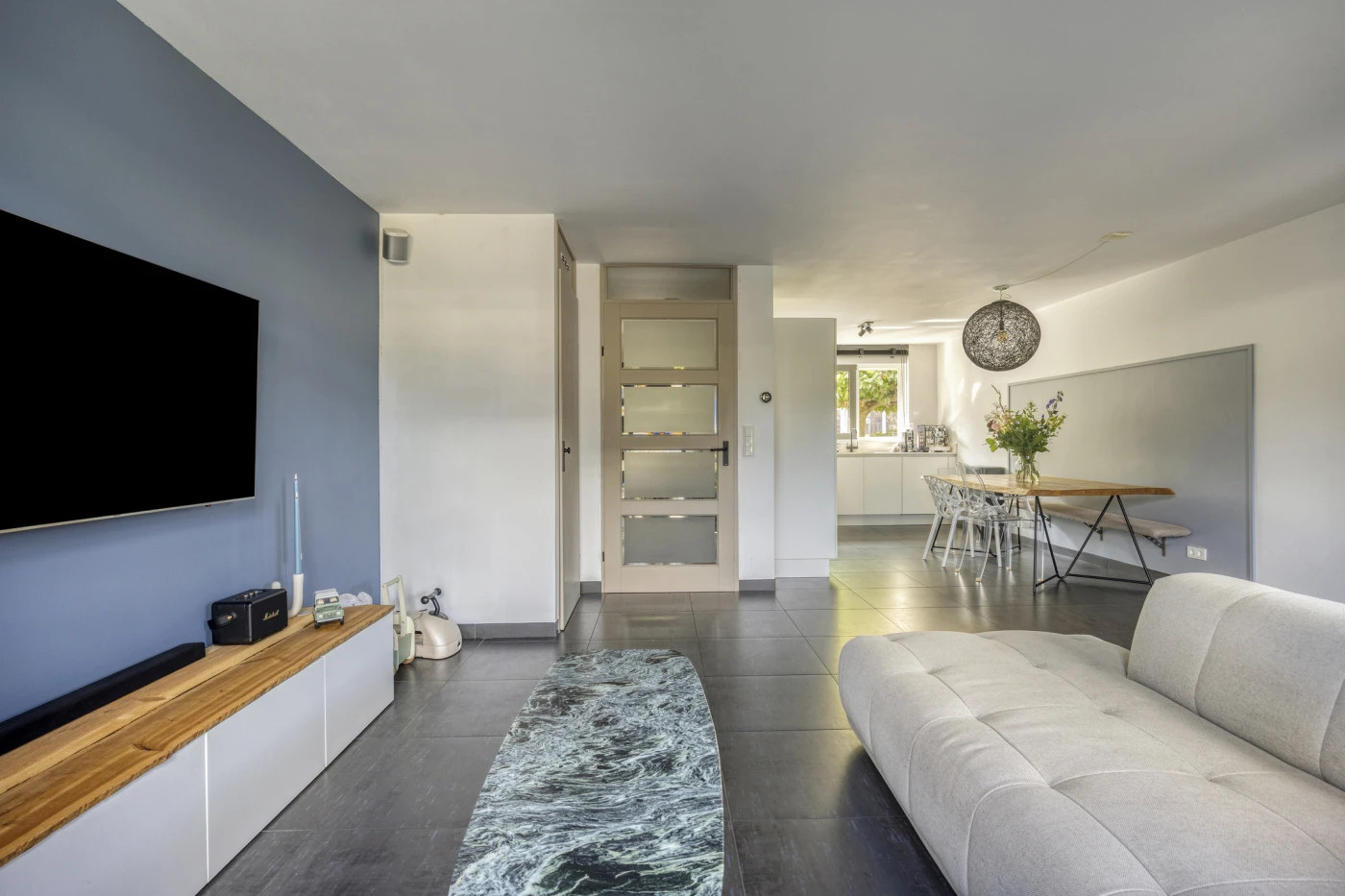 Tussenwoning te koop: Dadelgaarde 159, Hendrik-Ido-Ambacht