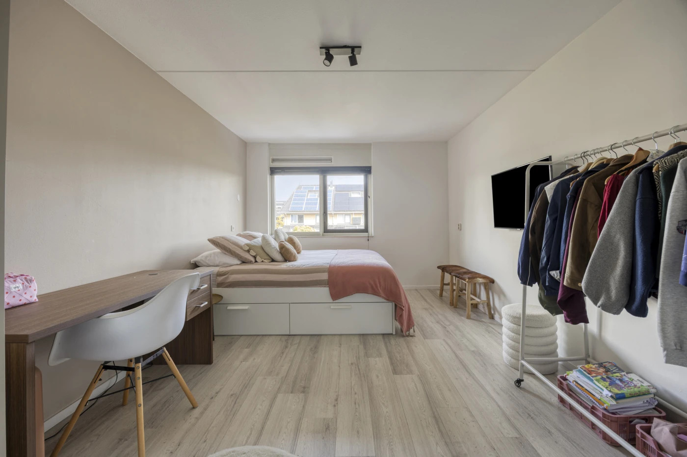 Tussenwoning te koop: Dadelgaarde 159, Hendrik-Ido-Ambacht