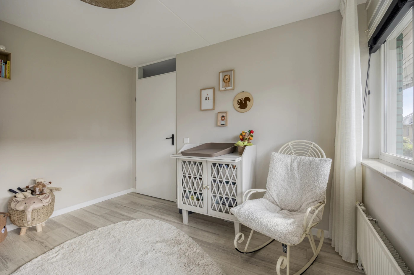 Tussenwoning te koop: Dadelgaarde 159, Hendrik-Ido-Ambacht