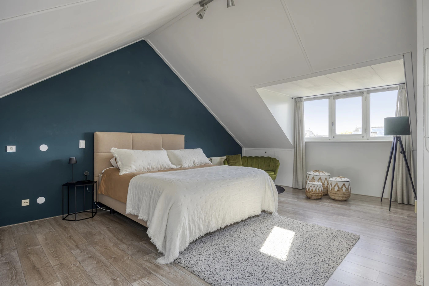 Tussenwoning te koop: Dadelgaarde 159, Hendrik-Ido-Ambacht