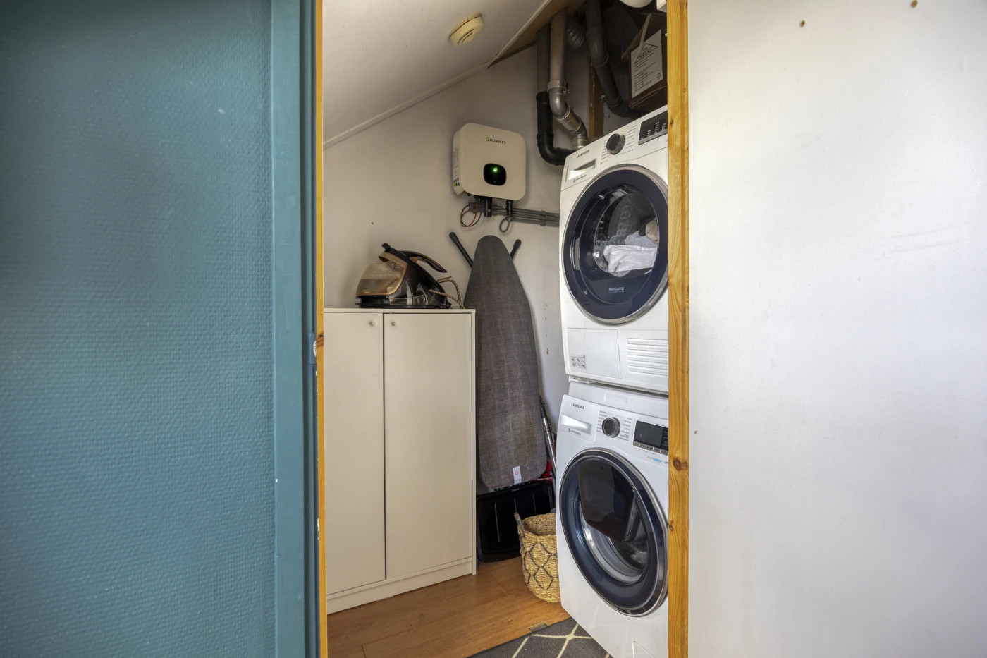 Tussenwoning te koop: Dadelgaarde 159, Hendrik-Ido-Ambacht