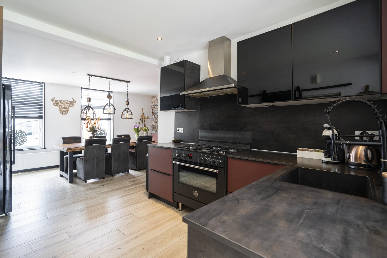 Vrijstaande woning te koop: Westeind 80, Papendrecht