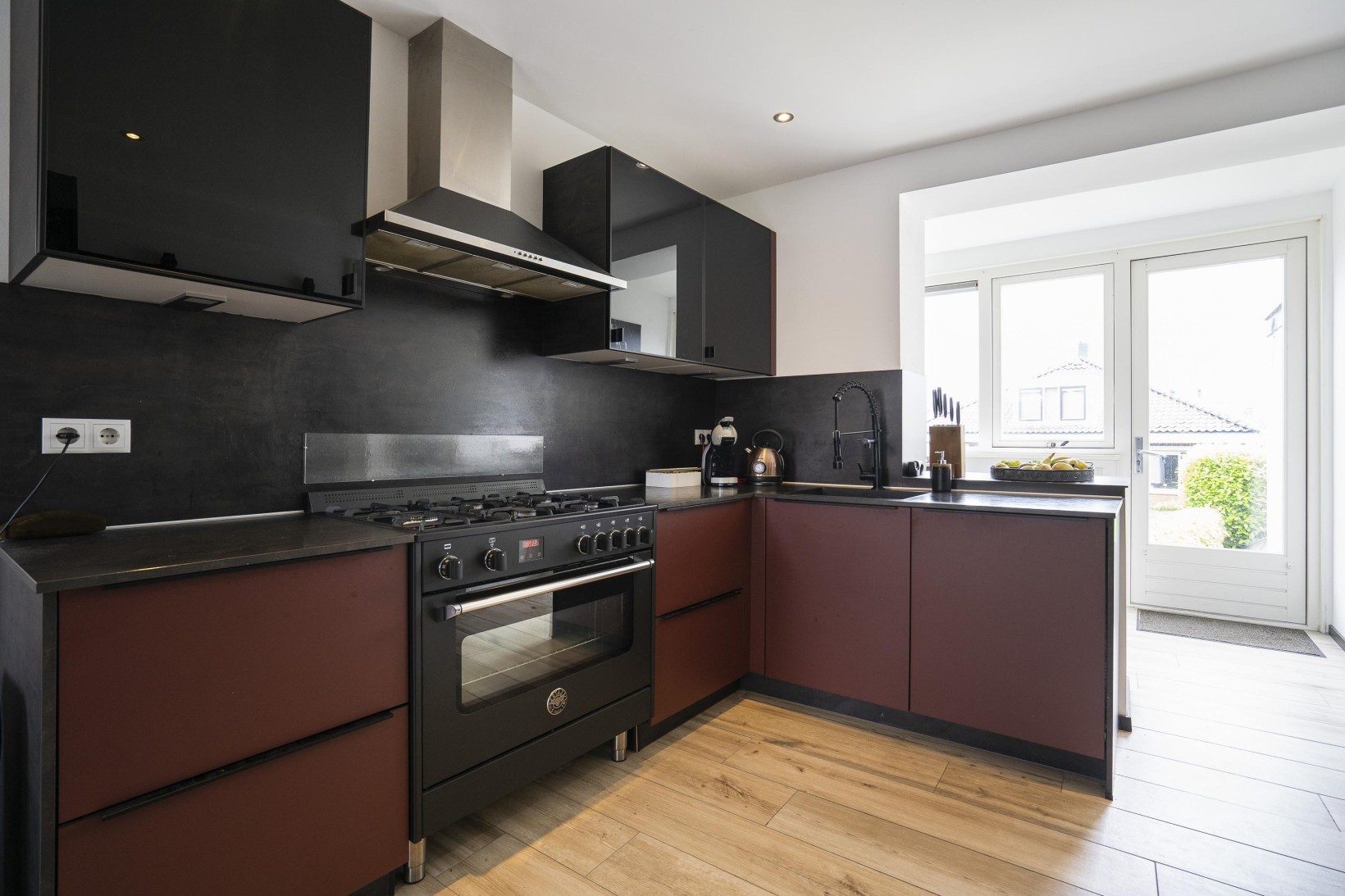 Vrijstaande woning te koop: Westeind 80, Papendrecht