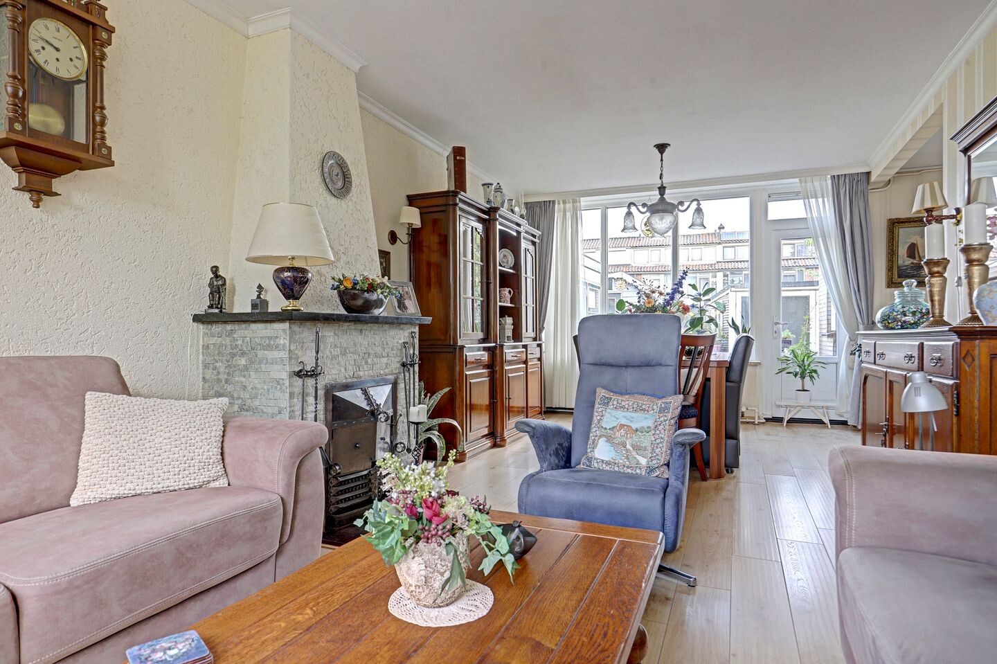 Hoekwoning te koop: P.C. Hooftlaan 127, Papendrecht