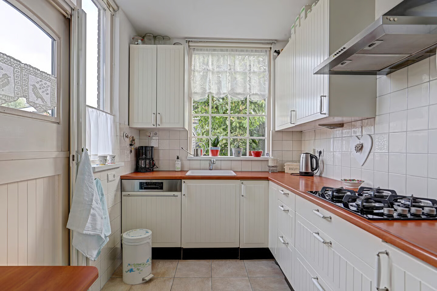 Hoekwoning te koop: P.C. Hooftlaan 127, Papendrecht