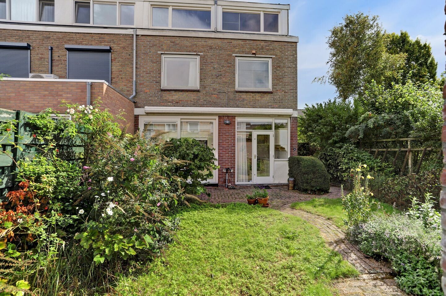 Hoekwoning te koop: Pieter de Hooghstraat 22, Papendrecht