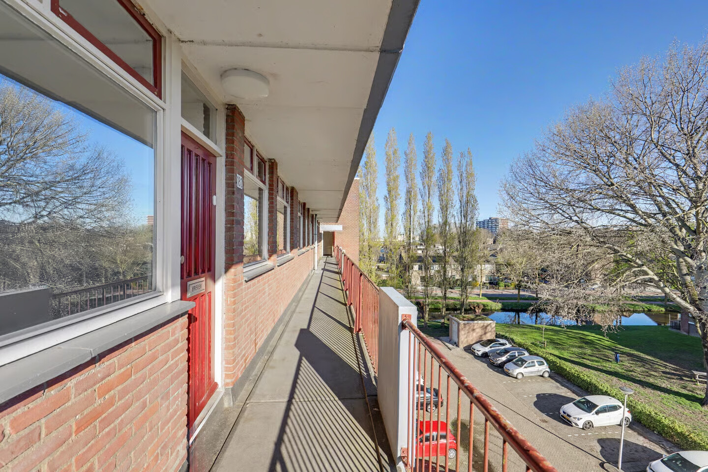 Appartement te koop: Staringlaan 182, Papendrecht