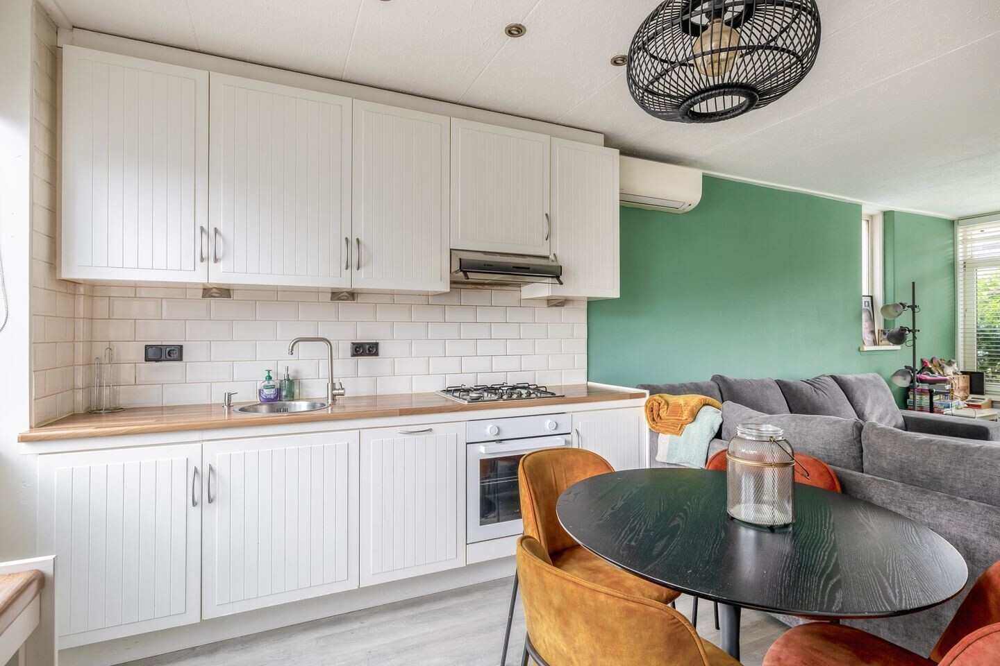 Hoekwoning te koop: Klaproosstraat 51, Papendrecht
