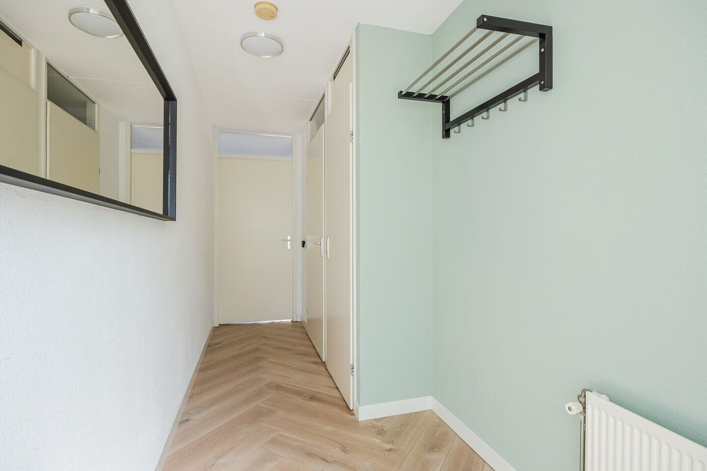 Tussenwoning te koop: Klokjesbloem 7, Papendrecht