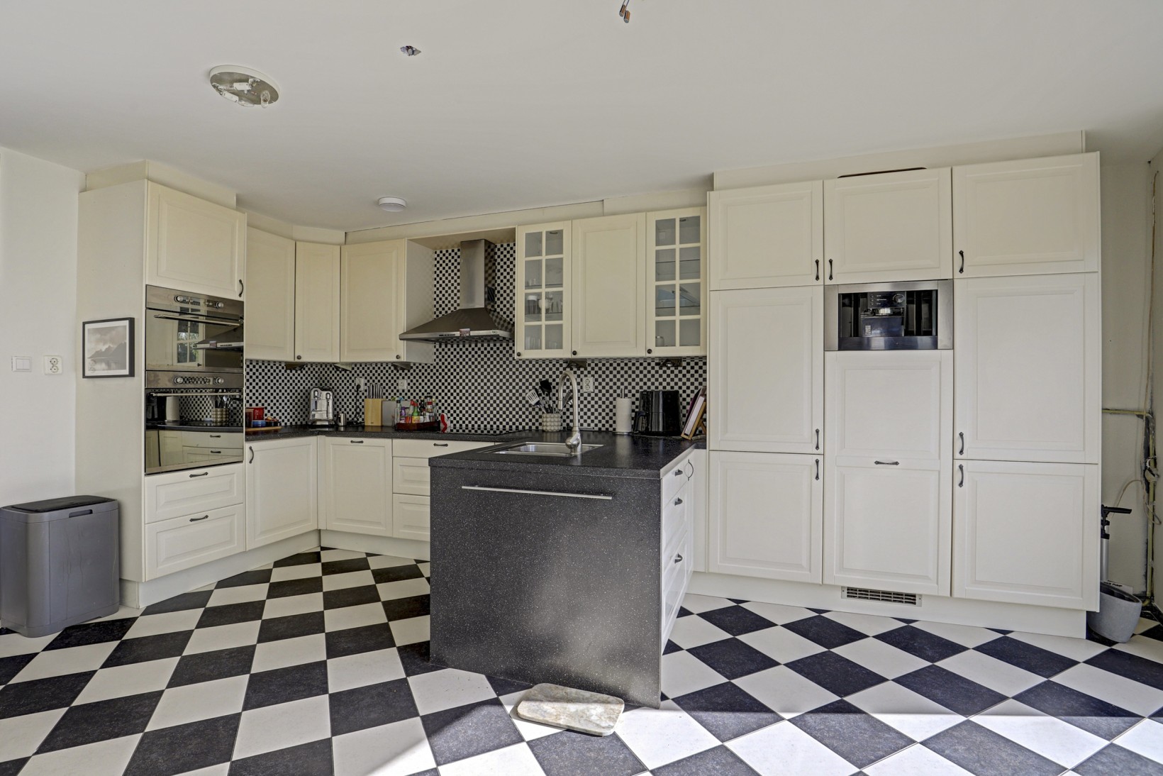 Hoekwoning te koop: Kokardebloem 83, Papendrecht