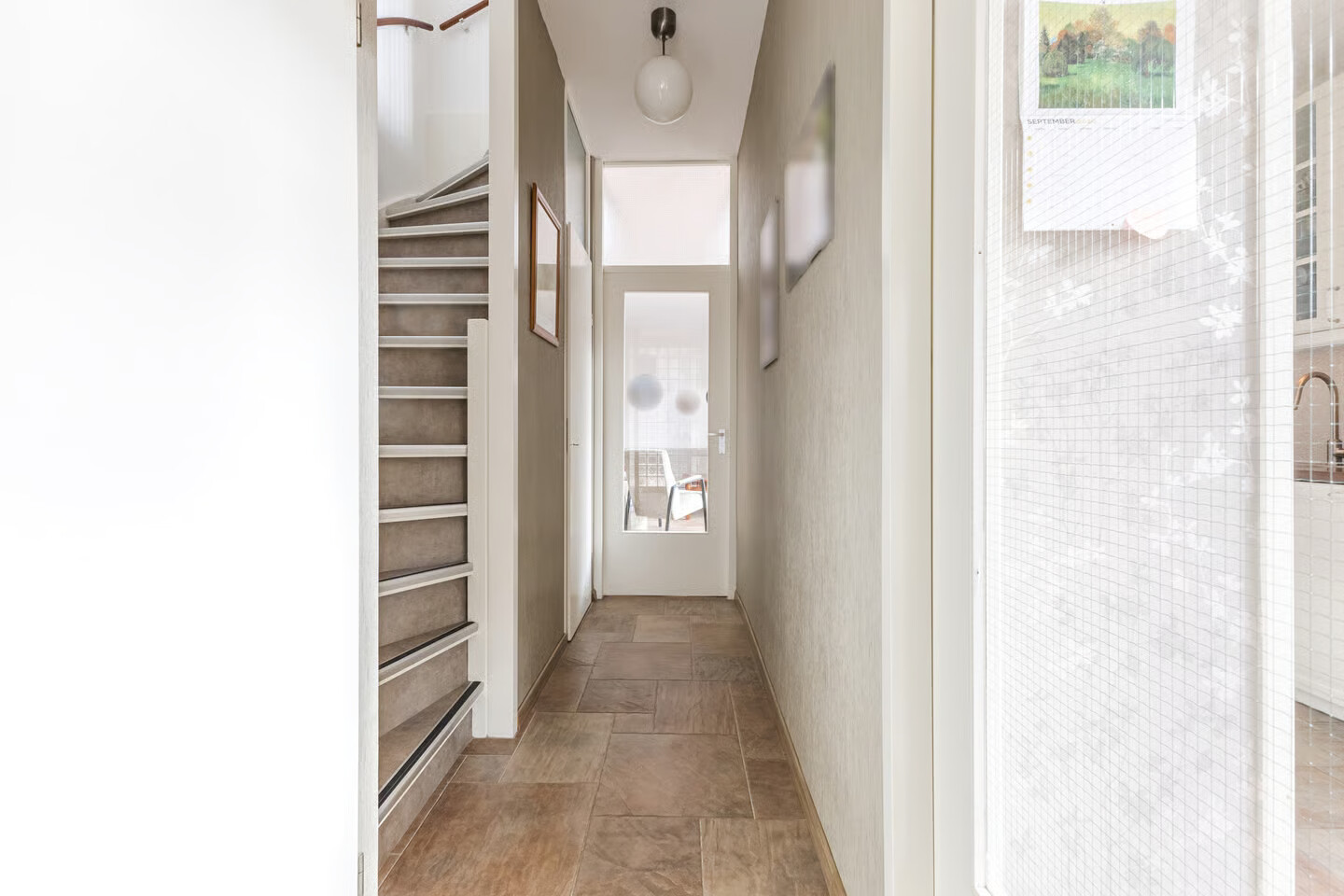 Tussenwoning te koop: Akoniet 7, Papendrecht
