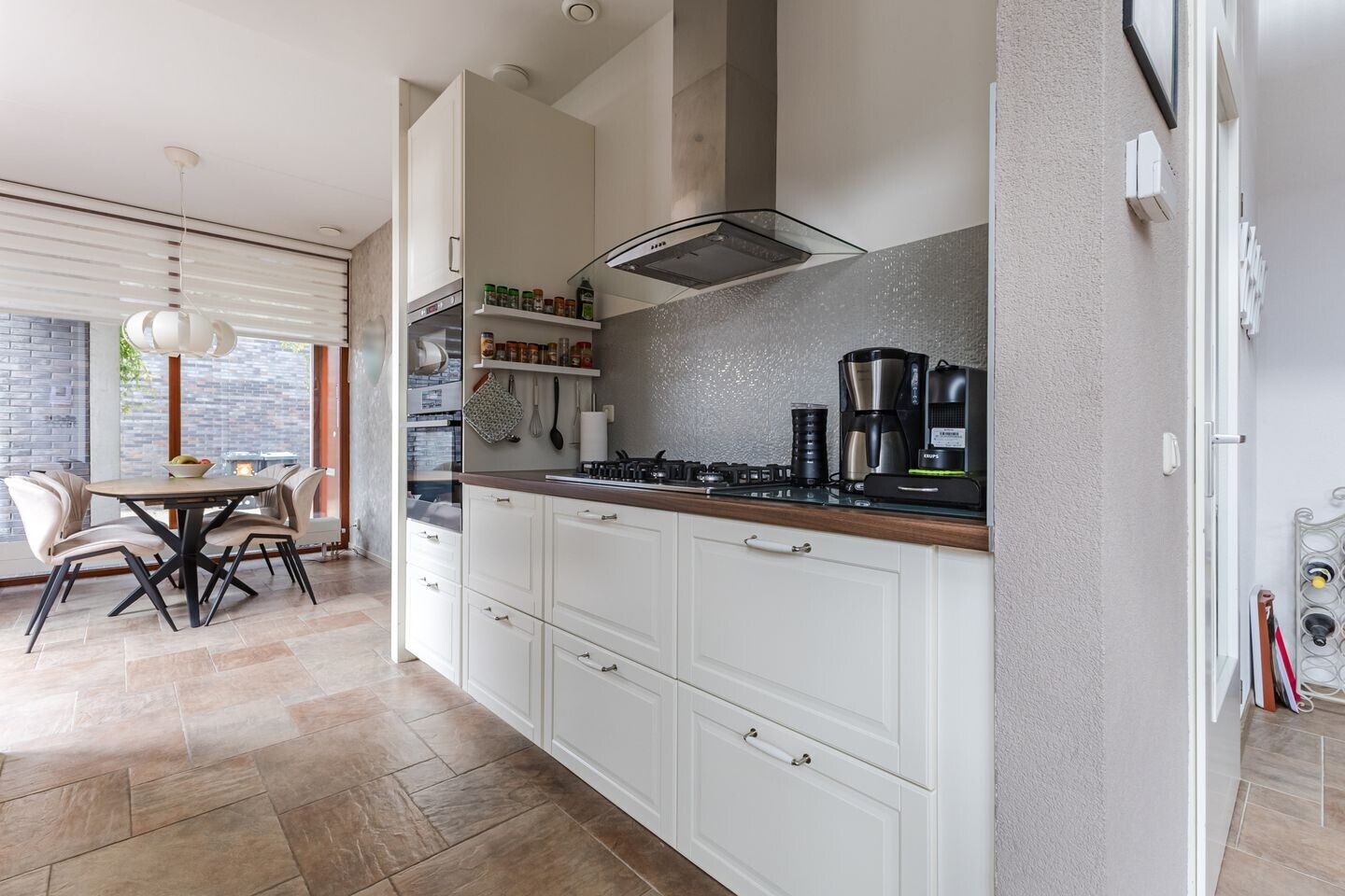 Tussenwoning te koop: Akoniet 7, Papendrecht