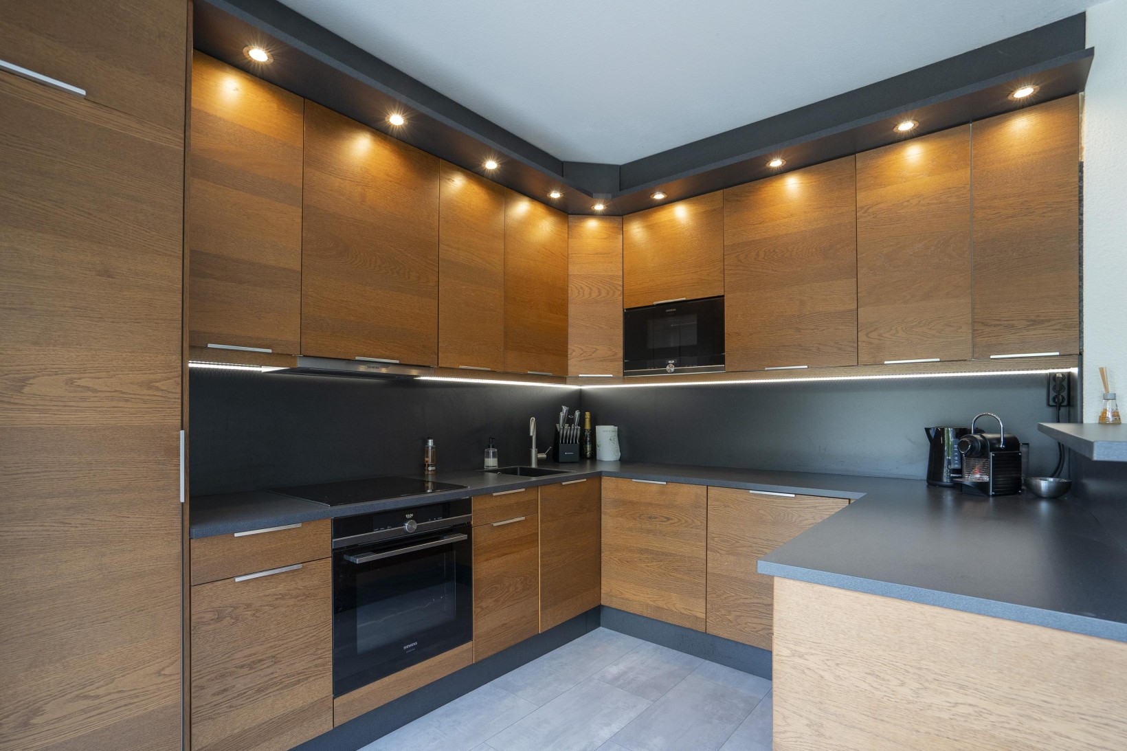 Hoekwoning te koop: J.R. Thorbeckesingel 1, Papendrecht